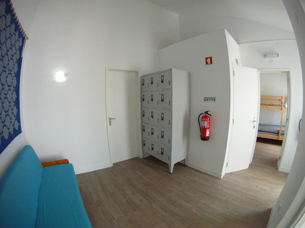 Ahoy Porto Covo Hostel Екстер'єр фото